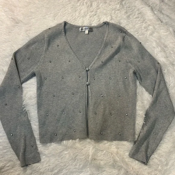 Sold - Picture 2 of 9